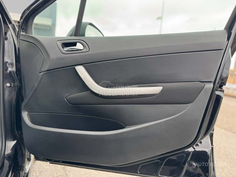 Peugeot 308 1.6 HDI / PANO