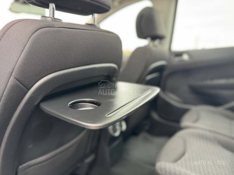 Peugeot 308 1.6 HDI / PANO