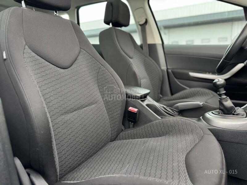 Peugeot 308 1.6 HDI / PANO