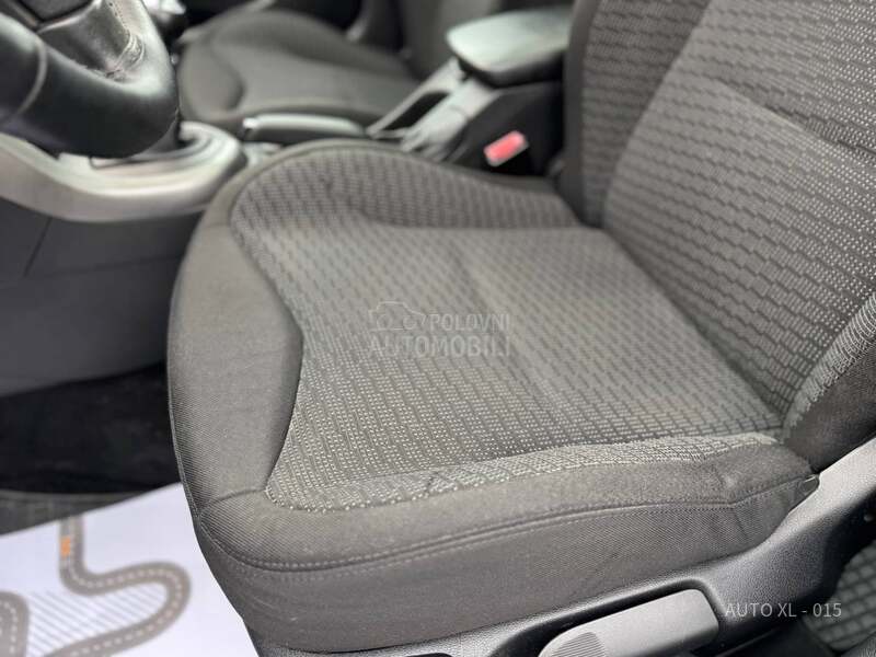 Peugeot 308 1.6 HDI / PANO