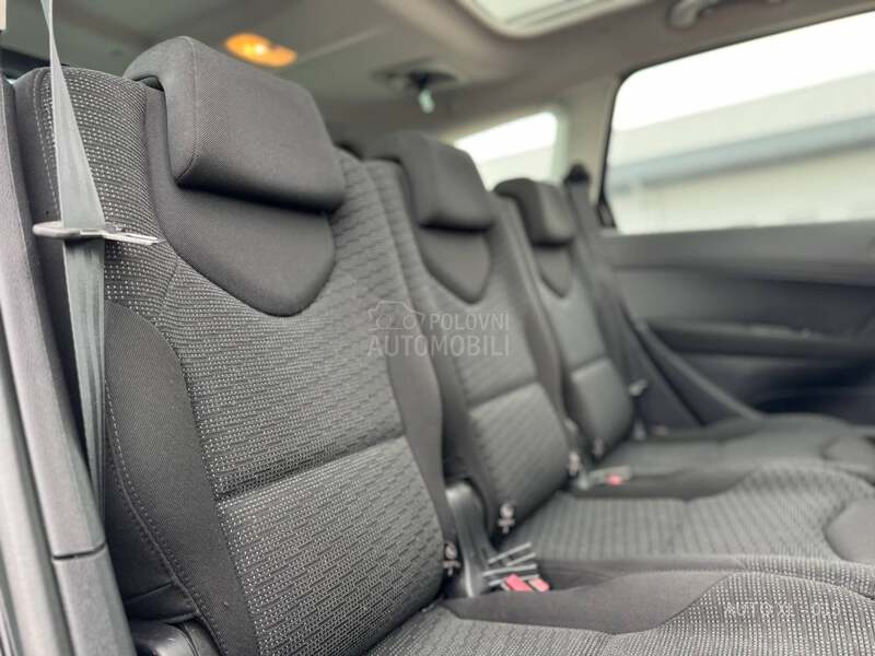 Peugeot 308 1.6 HDI / PANO