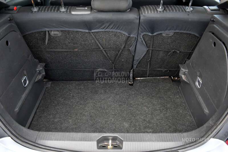Opel Corsa D 1.3 CDTI / ODLIČNA
