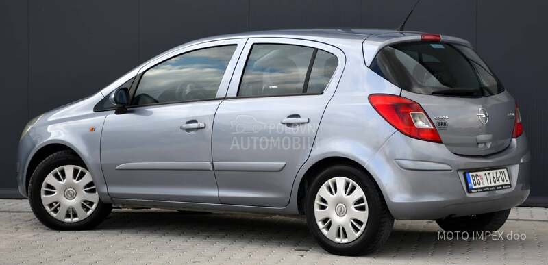 Opel Corsa D 1.3 CDTI / ODLIČNA