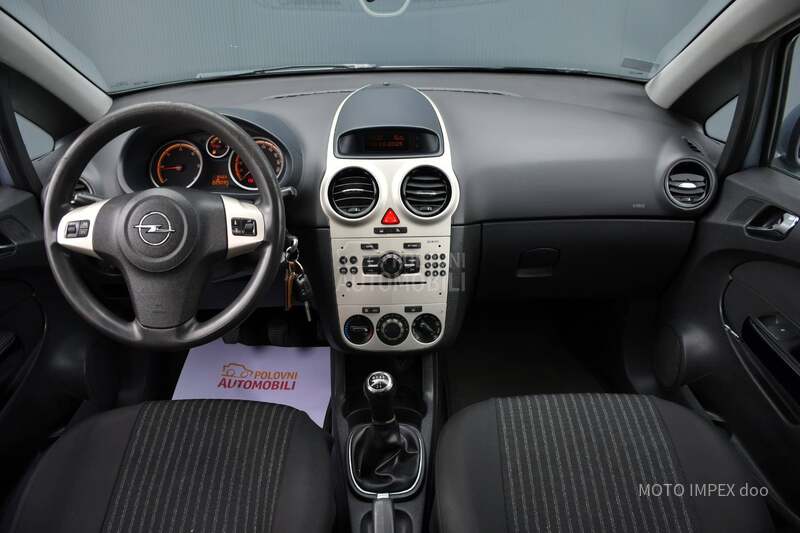 Opel Corsa D 1.3 CDTI / ODLIČNA