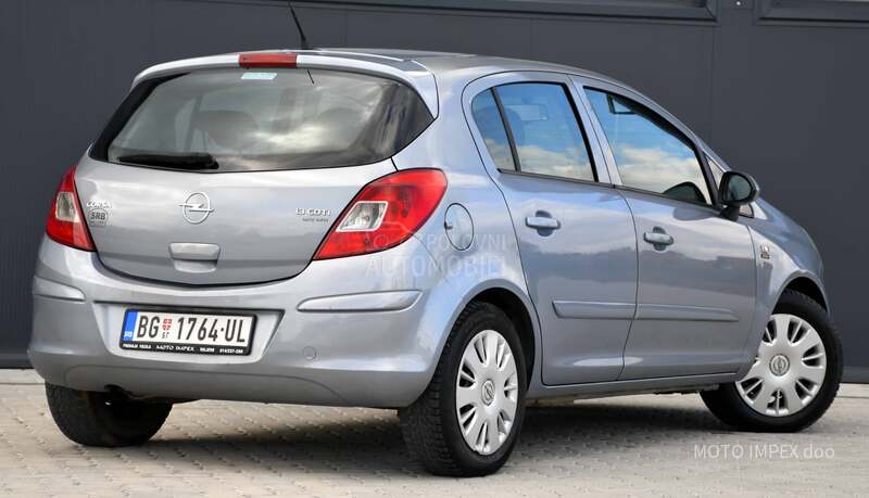 Opel Corsa D 1.3 CDTI / ODLIČNA