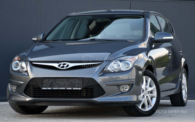 Hyundai i30 1.6 CRDI / AUT / CH