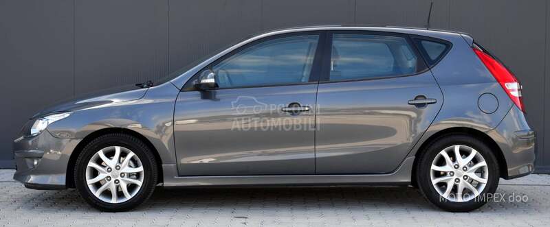 Hyundai i30 1.6 CRDI / AUT / CH