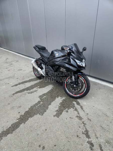 Suzuki GSX R750  K9