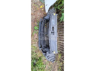 Prsa hladnjaci za Volkswagen Touareg od 2007. do 2009. god.