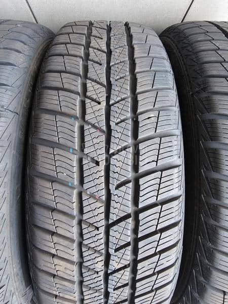 Barum 185/60 R15 Zimska