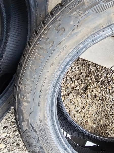 Barum 185/60 R15 Zimska