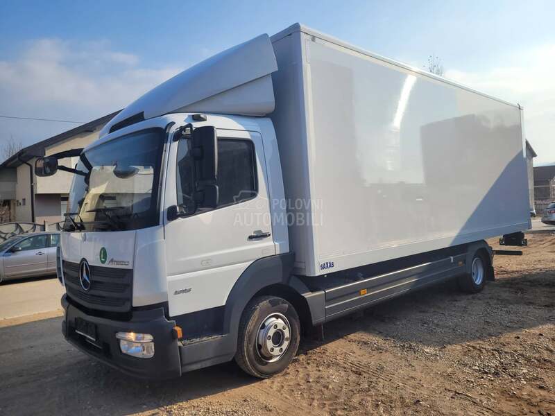 Mercedes Benz Atego 818