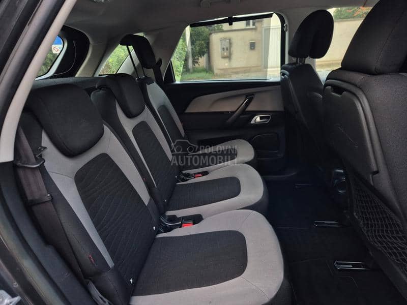 Citroen C4 Picasso 1.6hdi A.u.t.o.m. Citroen C4 Picasso 1.6hdi A.u.t.o.m.
