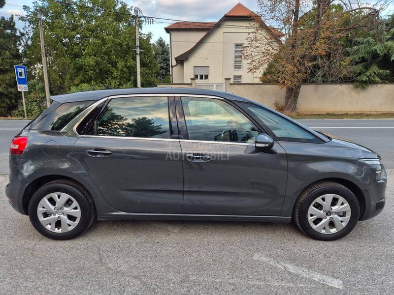 Citroen C4 Picasso 1.6hdi A.u.t.o.m. Citroen C4 Picasso 1.6hdi A.u.t.o.m.