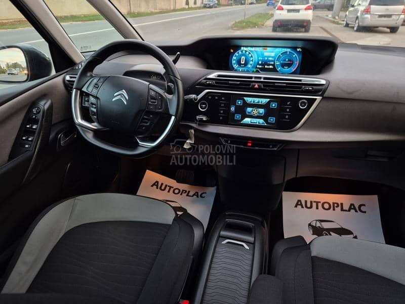 Citroen C4 Picasso 1.6hdi A.u.t.o.m. Citroen C4 Picasso 1.6hdi A.u.t.o.m.