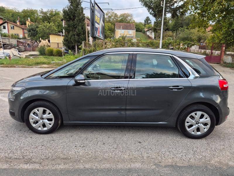 Citroen C4 Picasso 1.6hdi A.u.t.o.m. Citroen C4 Picasso 1.6hdi A.u.t.o.m.