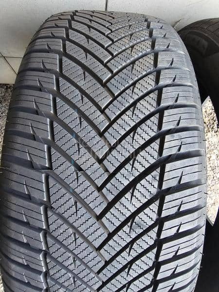 Tristar 225/50 R17 Sve sezone