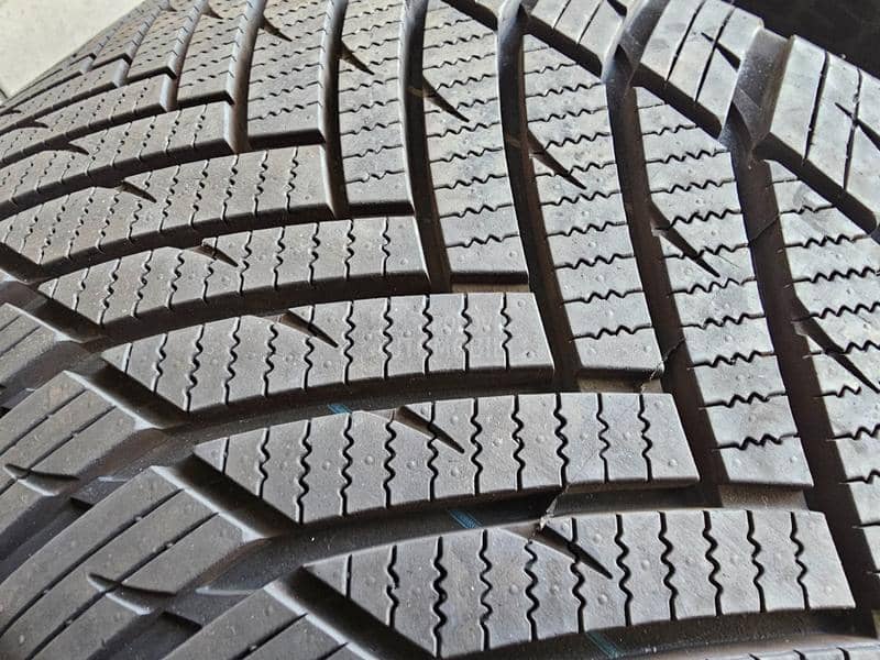 Tristar 225/50 R17 Sve sezone