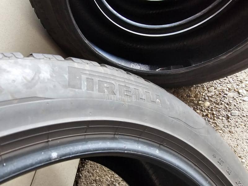 Pirelli 235/50 R19 Zimska