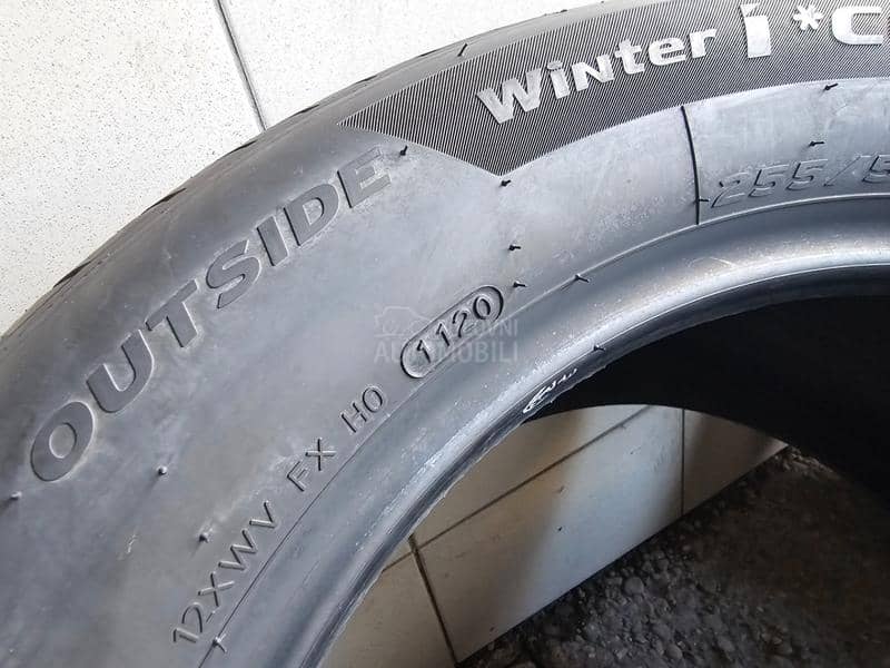 Hankook 255/50 R18 Zimska