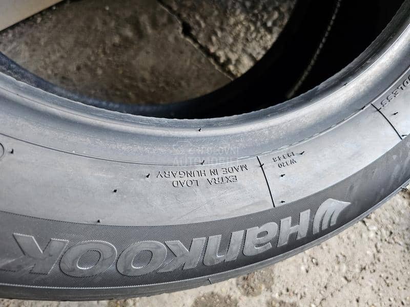 Hankook 255/50 R18 Zimska