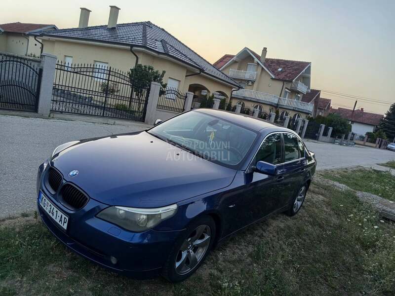 BMW 520 
