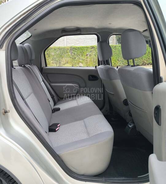 Dacia Logan 1.6 b. 67 h