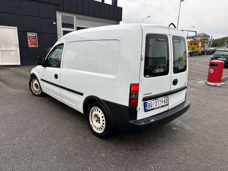 Opel Combo 1.6 CNG