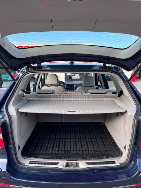 Mercedes Benz B 180 