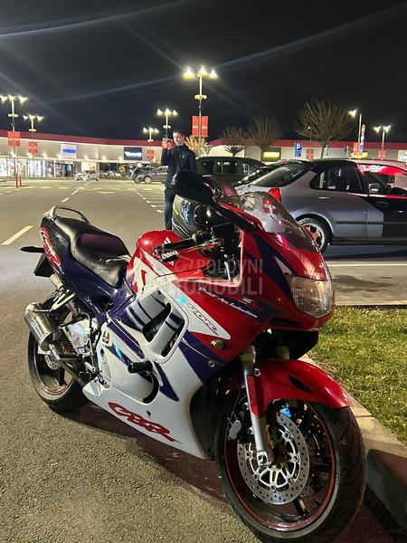 Honda CBR600 F3