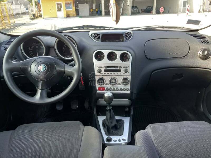 Alfa Romeo 156 1.9JDT M
