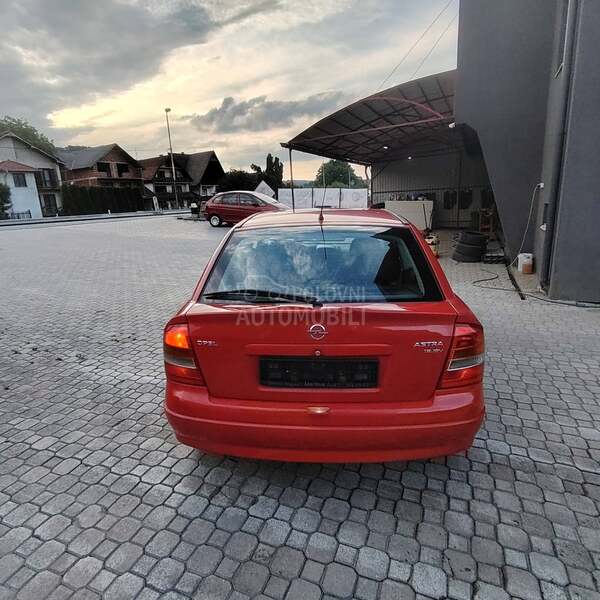 Opel Astra G 