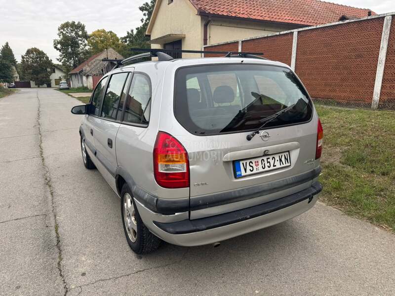 Opel Zafira 1,8b 16v KIima radi