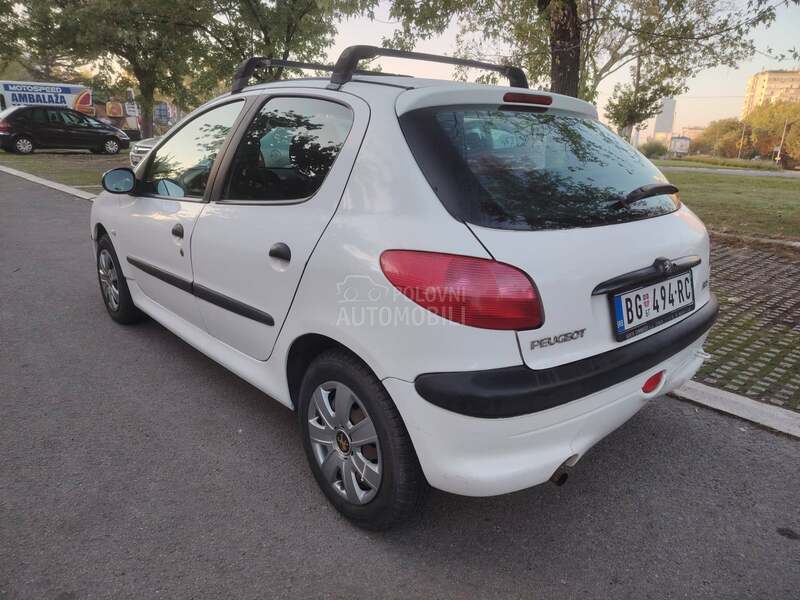 Peugeot 206 1.1