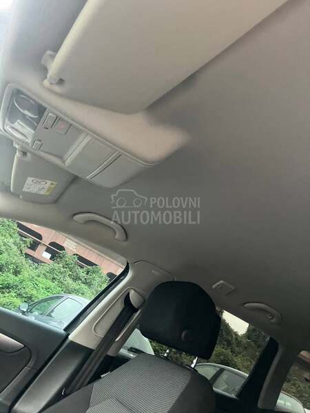 Volkswagen Passat B7 