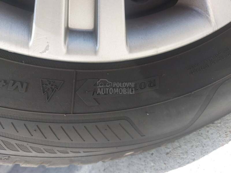 Goodyear 195/65 R15 Zimska