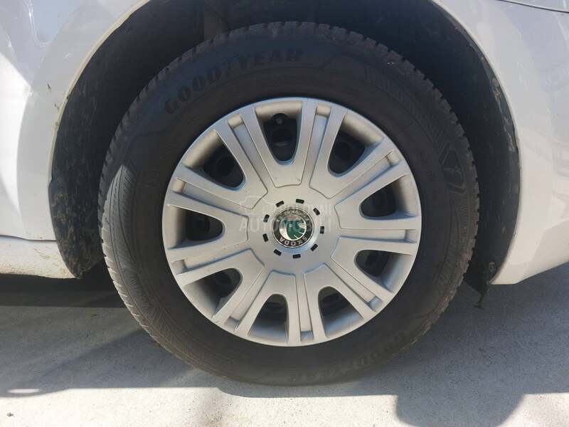 Goodyear 195/65 R15 Zimska