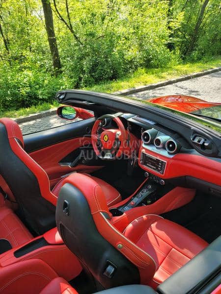 Ferrari California V8