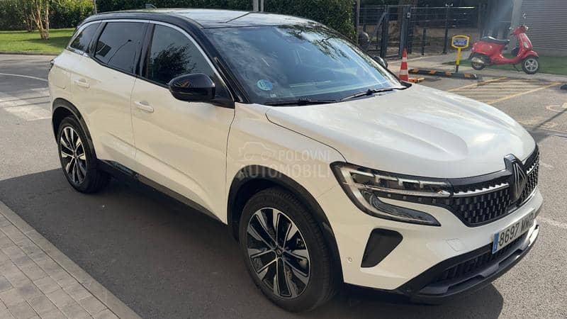 Renault Austral techno E-Tech hybrid