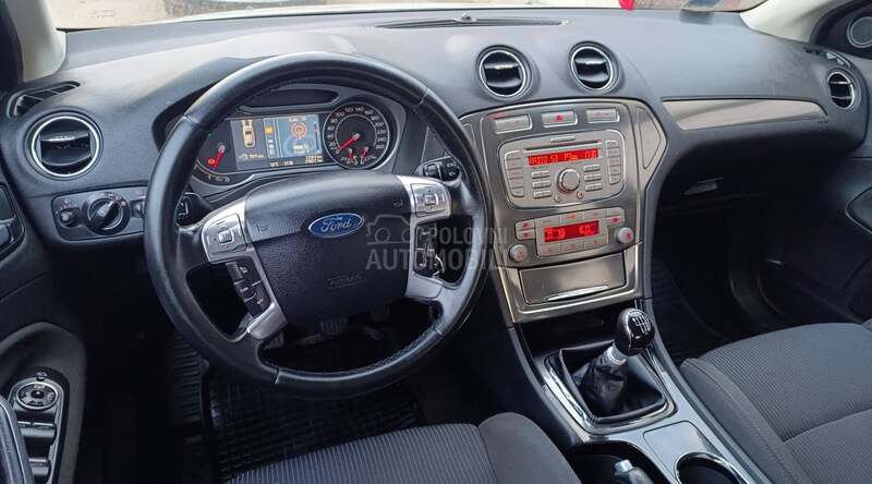 Ford Mondeo 1.8TDCI TITANIUM
