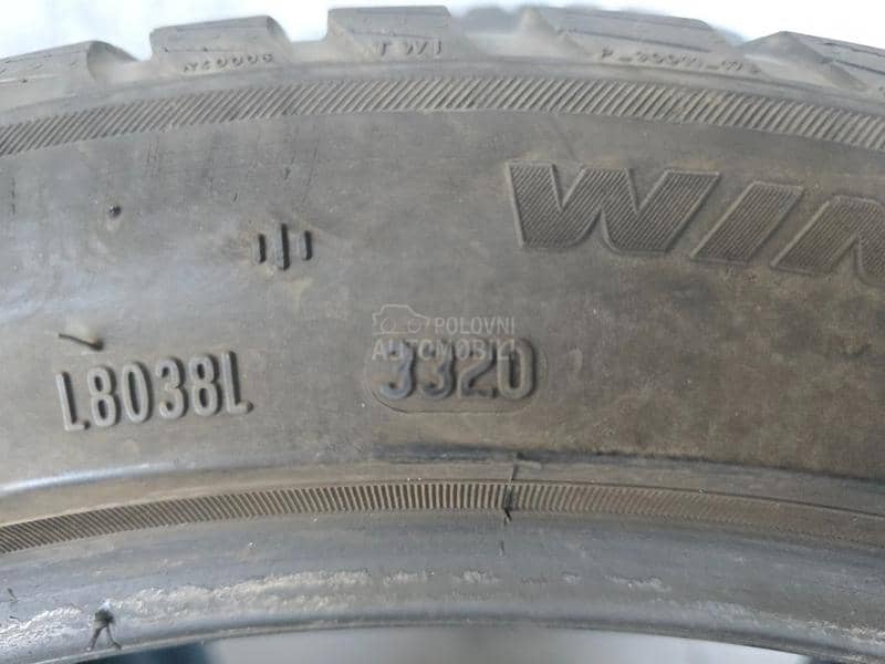 Pirelli 225/45 R19 Zimska
