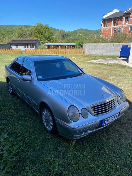 Mercedes Benz E 220 elegance
