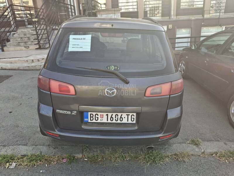Mazda 2 