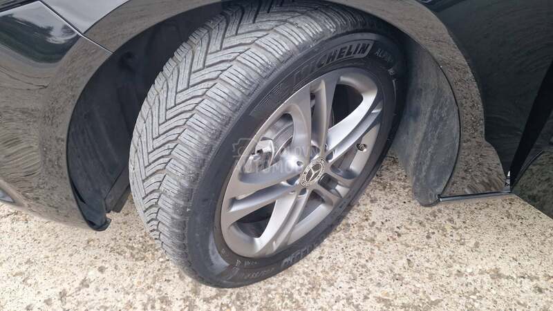Mercedes Benz A 180 d AVANTGARDE