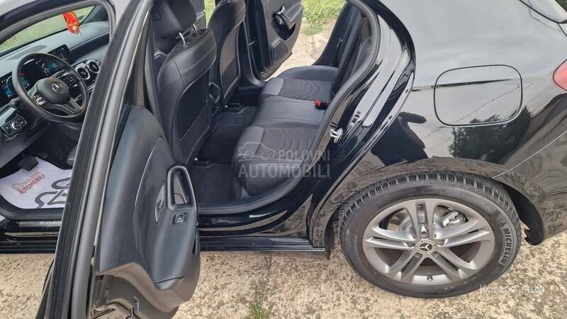 Mercedes Benz A 180 d AVANTGARDE