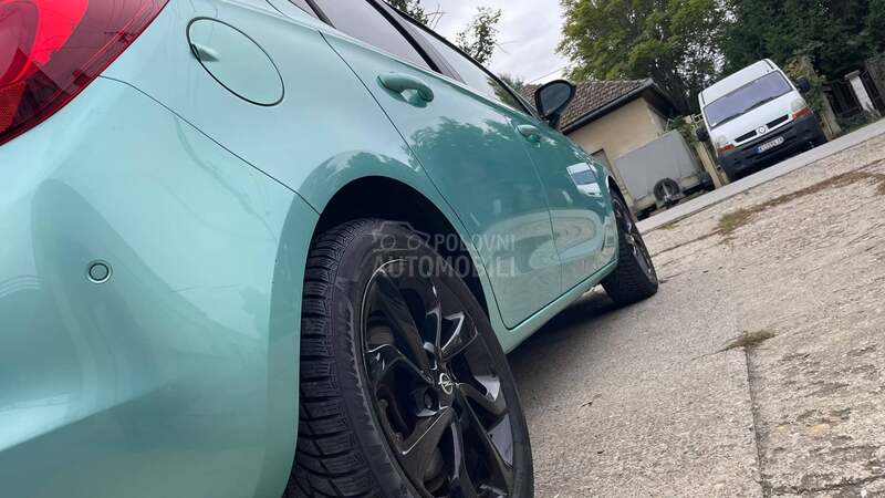 Opel Corsa E 1.0