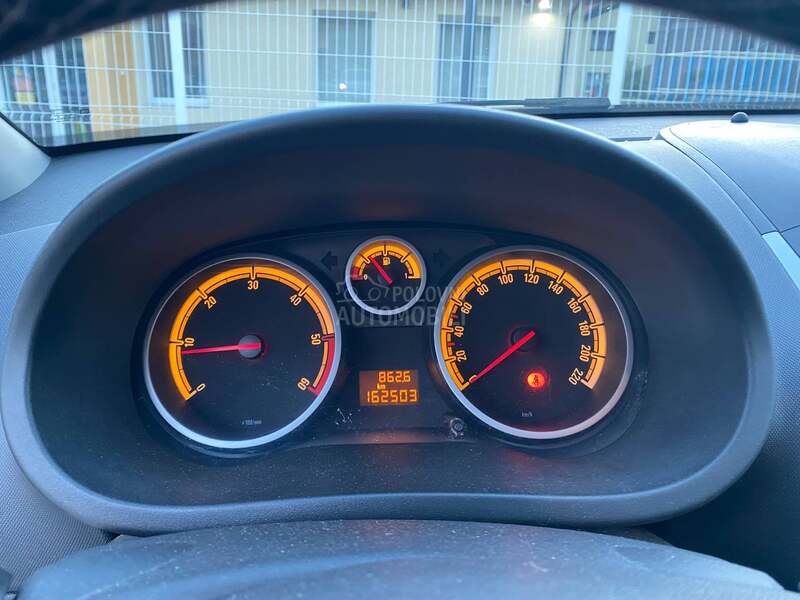 Opel Corsa D Cosmo