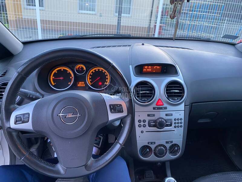 Opel Corsa D Cosmo