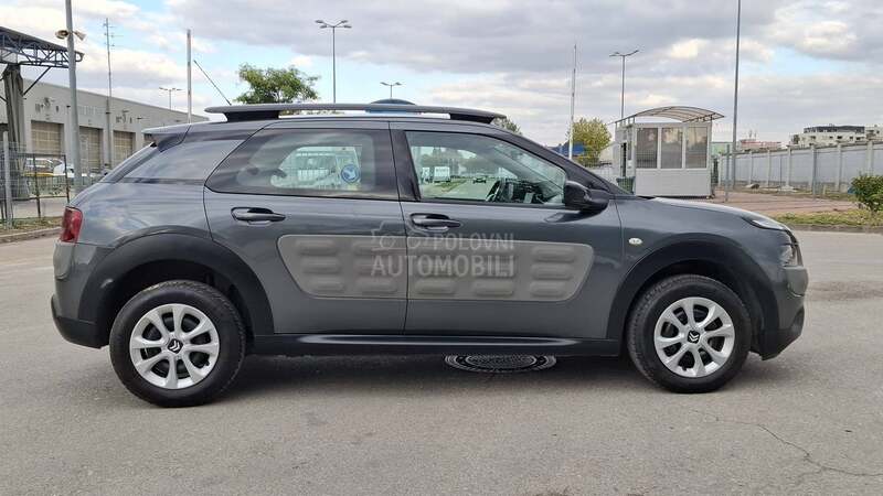 Citroen C4 Cactus VEL SER GAR