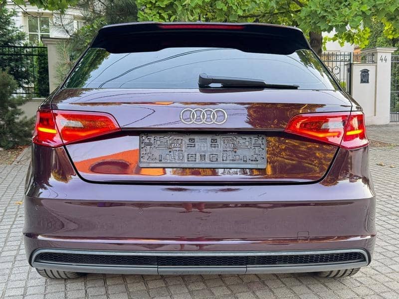 Audi A3 S-LINE S-TRONIK LED